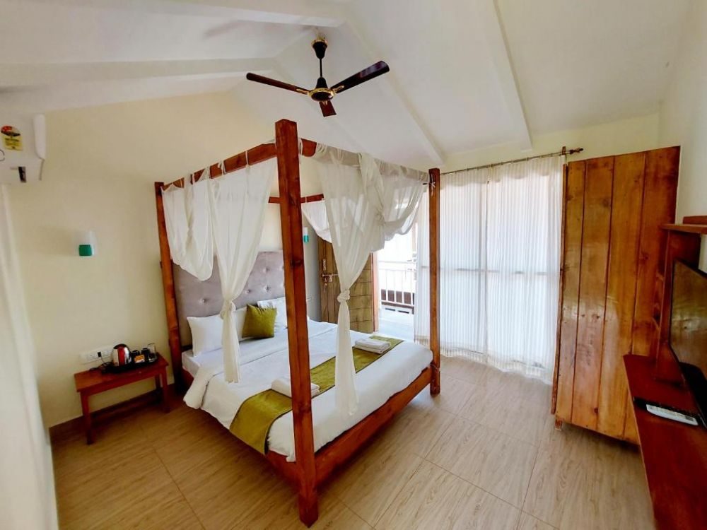 La Zarya Beach Resort (ex Vedana Retreat)