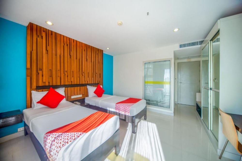 I DEE HOTEL PATONG