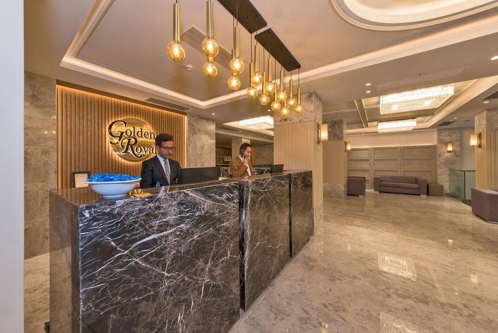 GOLDEN ROYAL HOTEL
