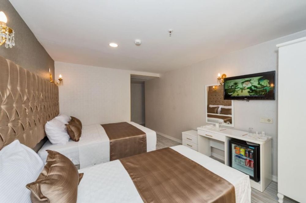 GRAND PAMIR HOTEL