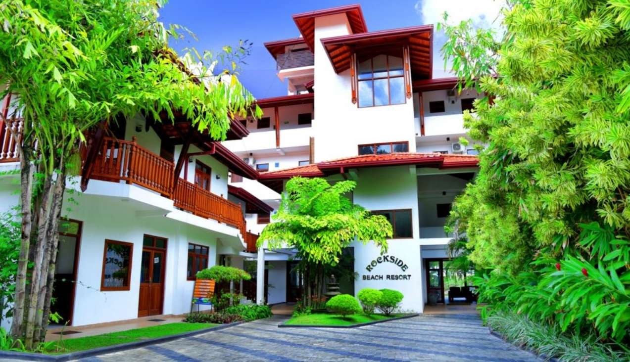Rockside Beach Resort