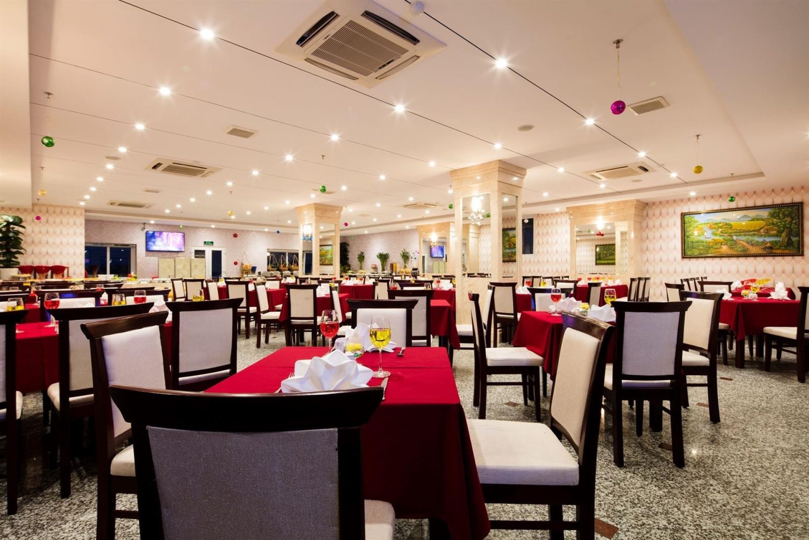 Galliot Hotel Nha Trang