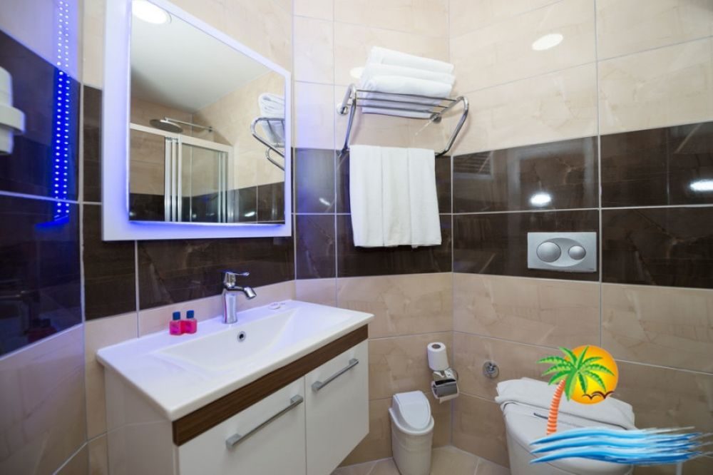 KLEOPATRA BLUE HAWAI HOTEL
