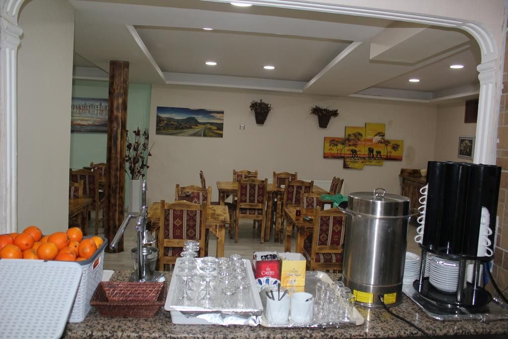 REYDEL HOTEL