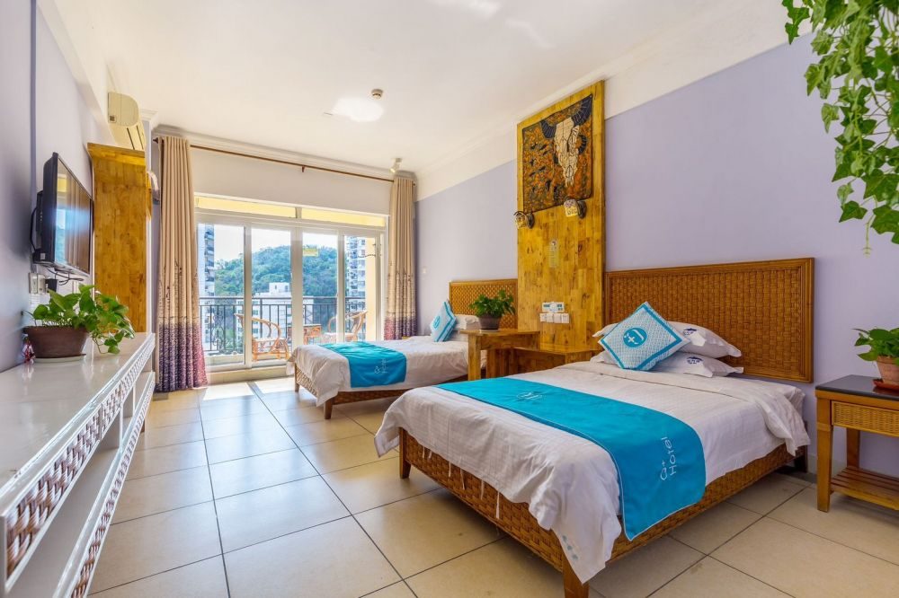 The Sea View Hotel