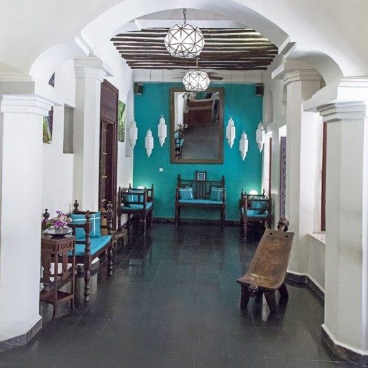 Maru Maru Hotel