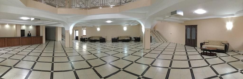 Khanaka Hotel