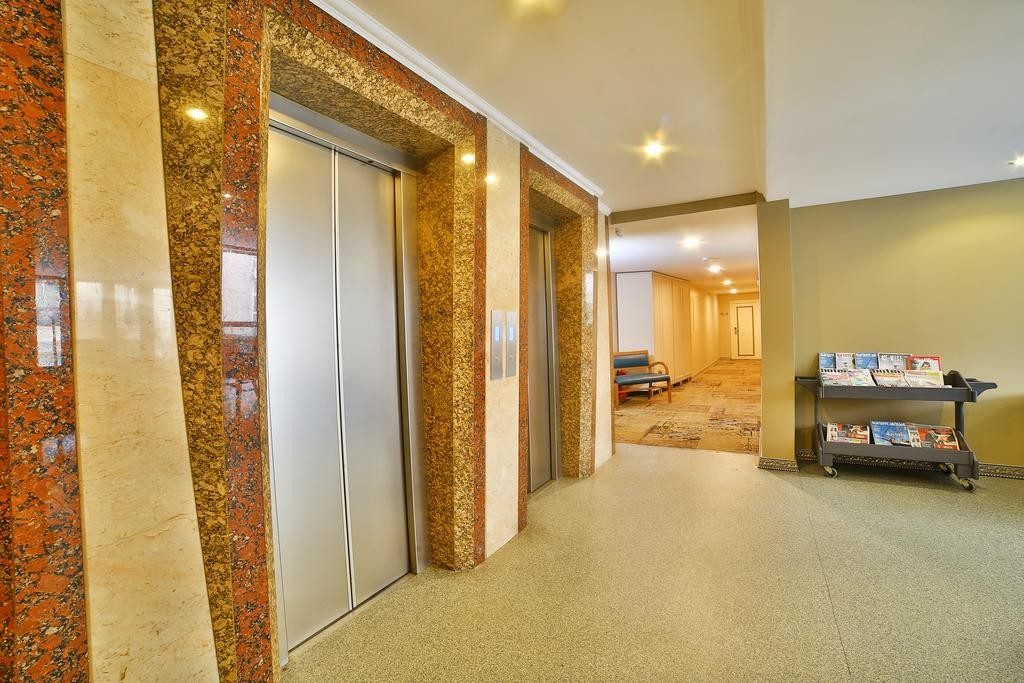 ALL SEASONS HOTEL