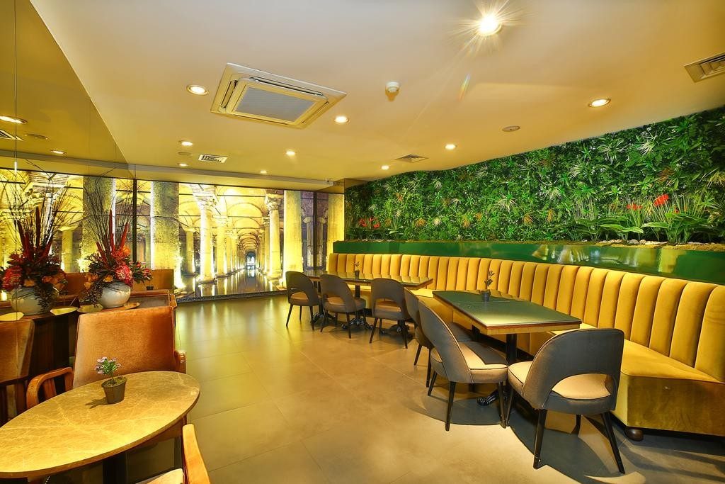 ALL SEASONS HOTEL