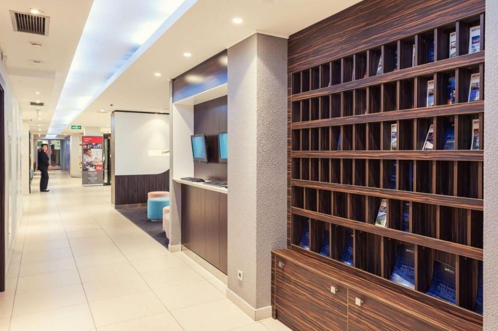 Фото отеля Park Inn by Radisson Hotel Astana