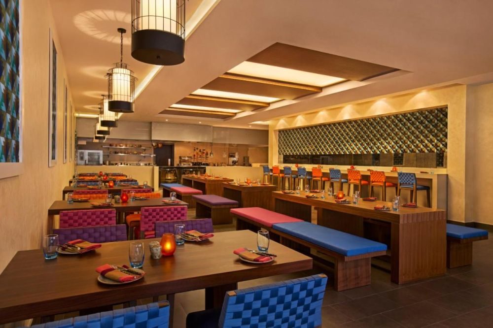 Sunday Signature Hotel & Residences (ex. Doubletree By Hilton Hotel & Residence)
