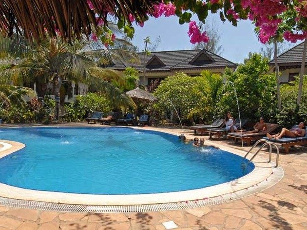 Langi Langi Beach Bungalows