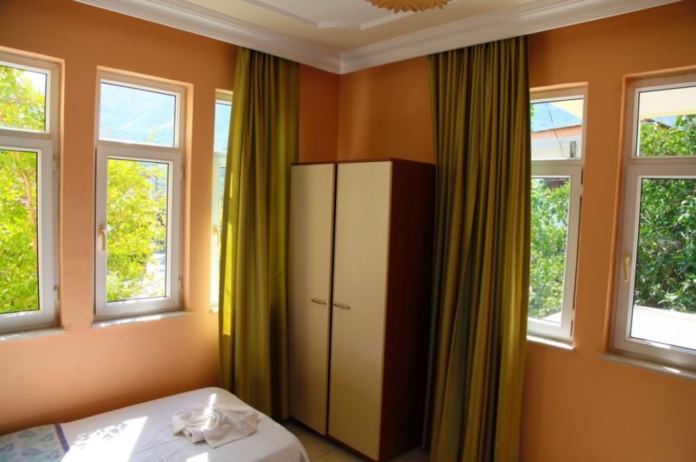 BEGONYA HOTEL