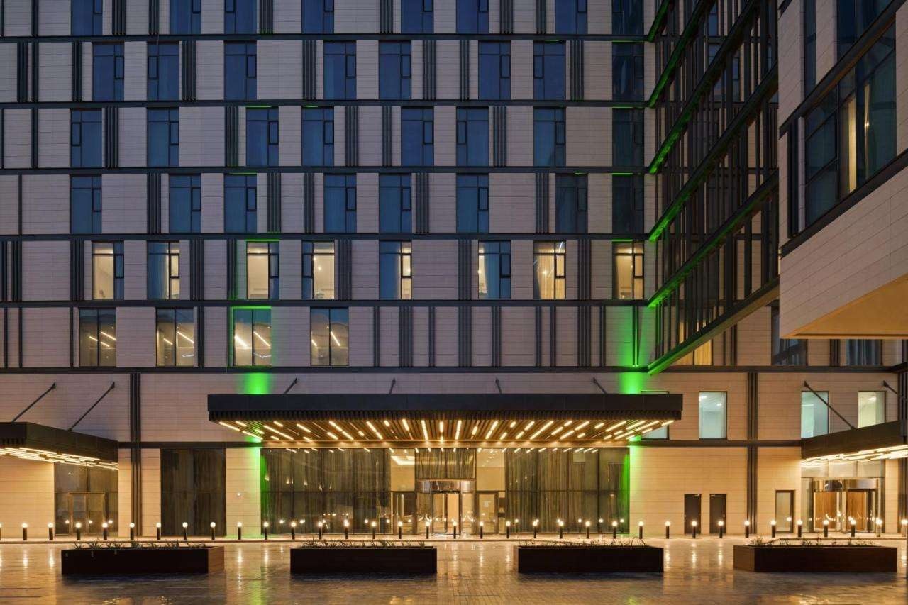 Hotel photos Holiday Inn Dubai Al Maktoum Airport