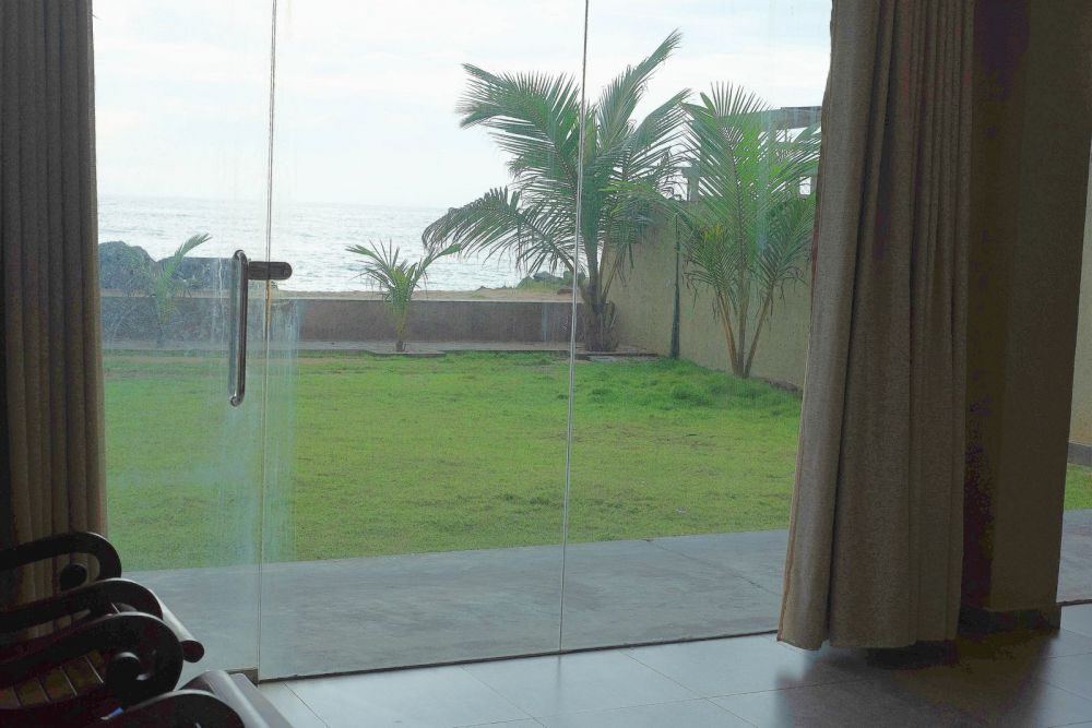 Blue Wave Beach Villa