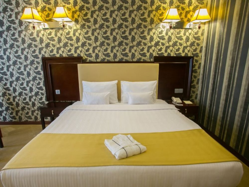 Emerald Hotel