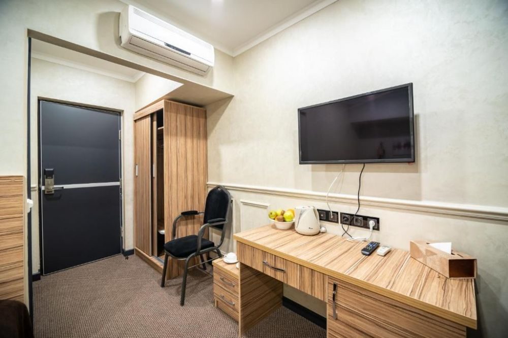 Mildom City Hotel