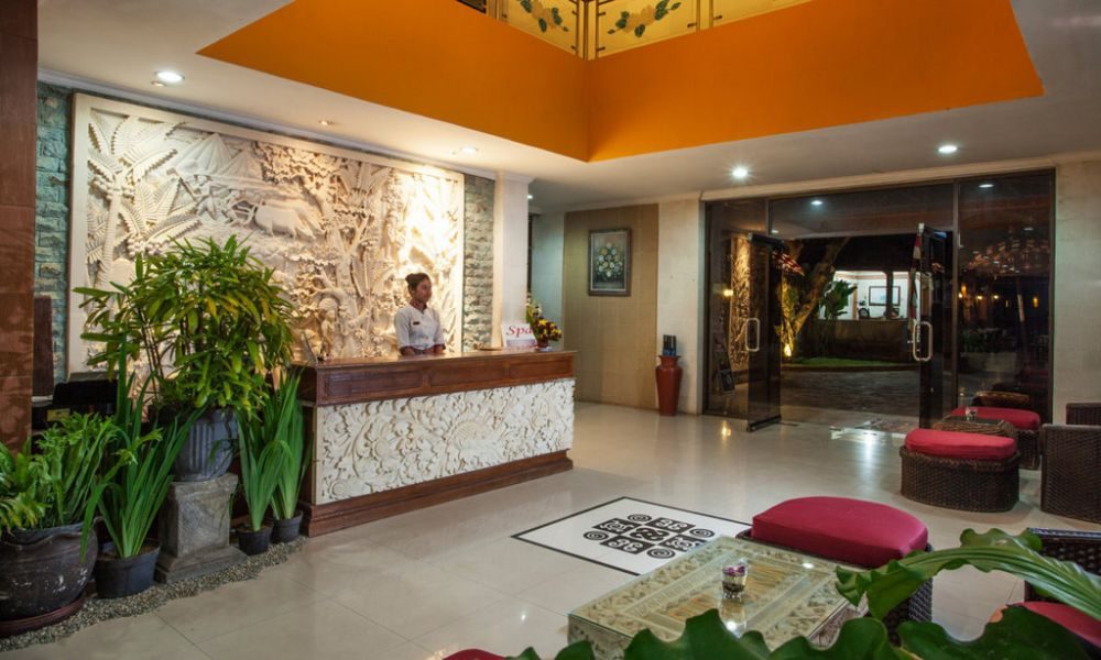 Puri Saron Lovina Hotel