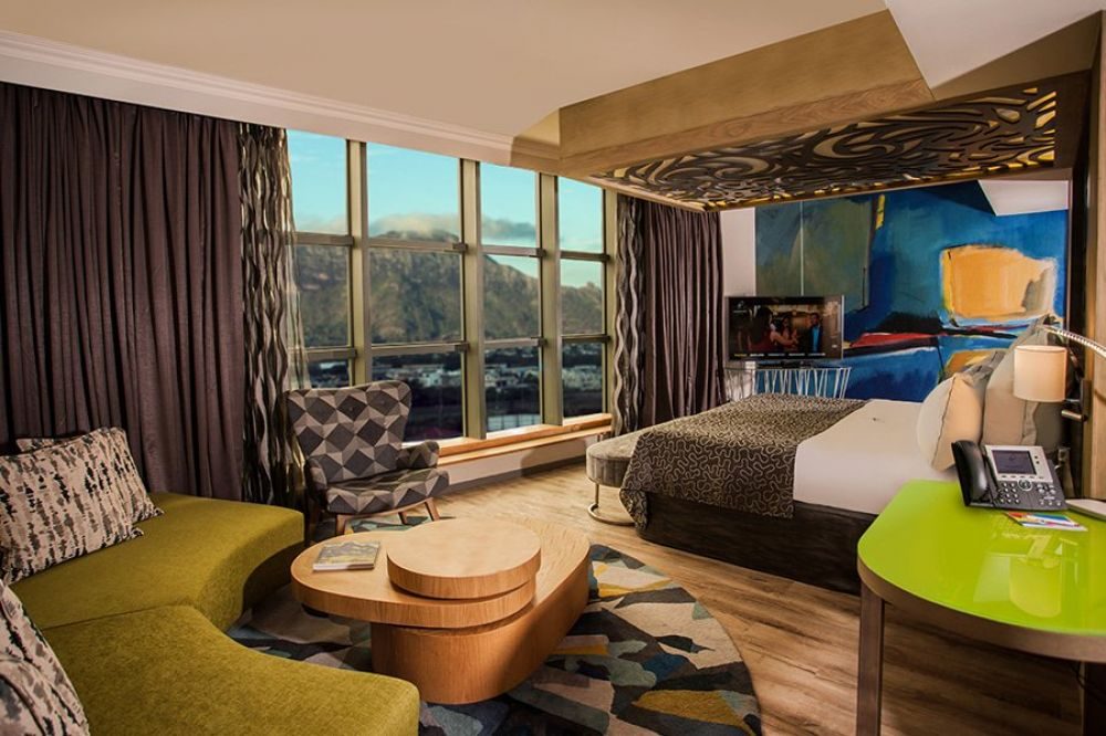 Hennessy Park Hotel