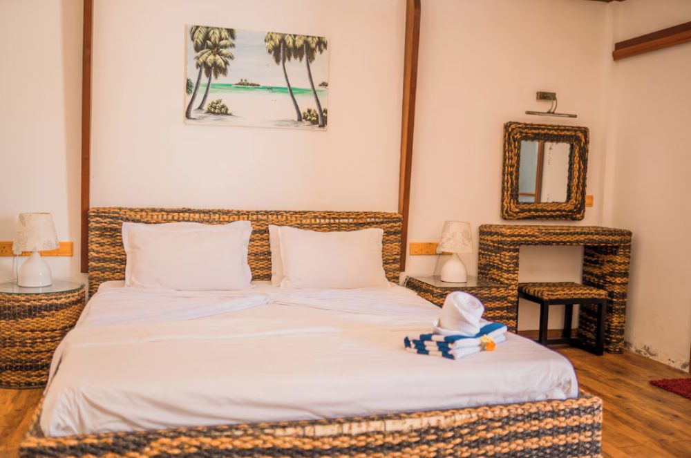 Long Beach Laamu Maldives
