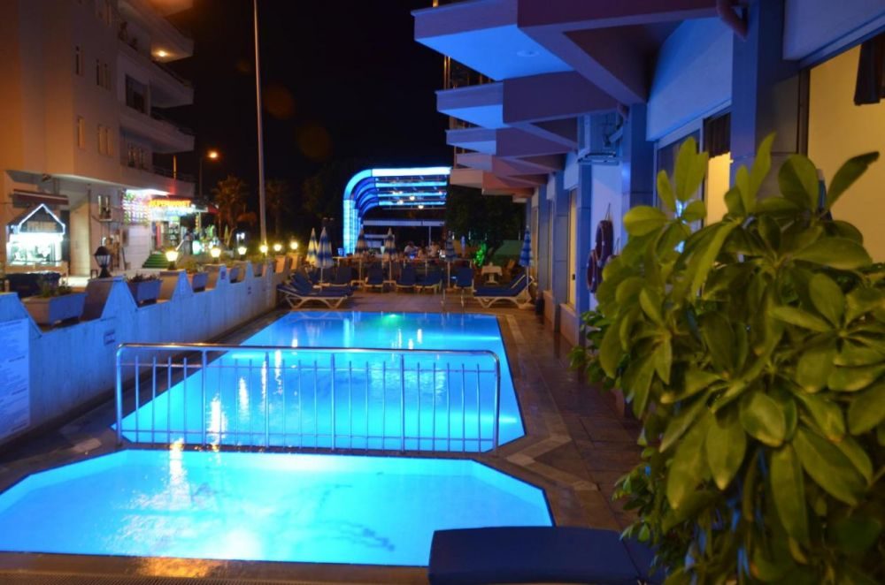 KLEOPATRA BALIK HOTEL