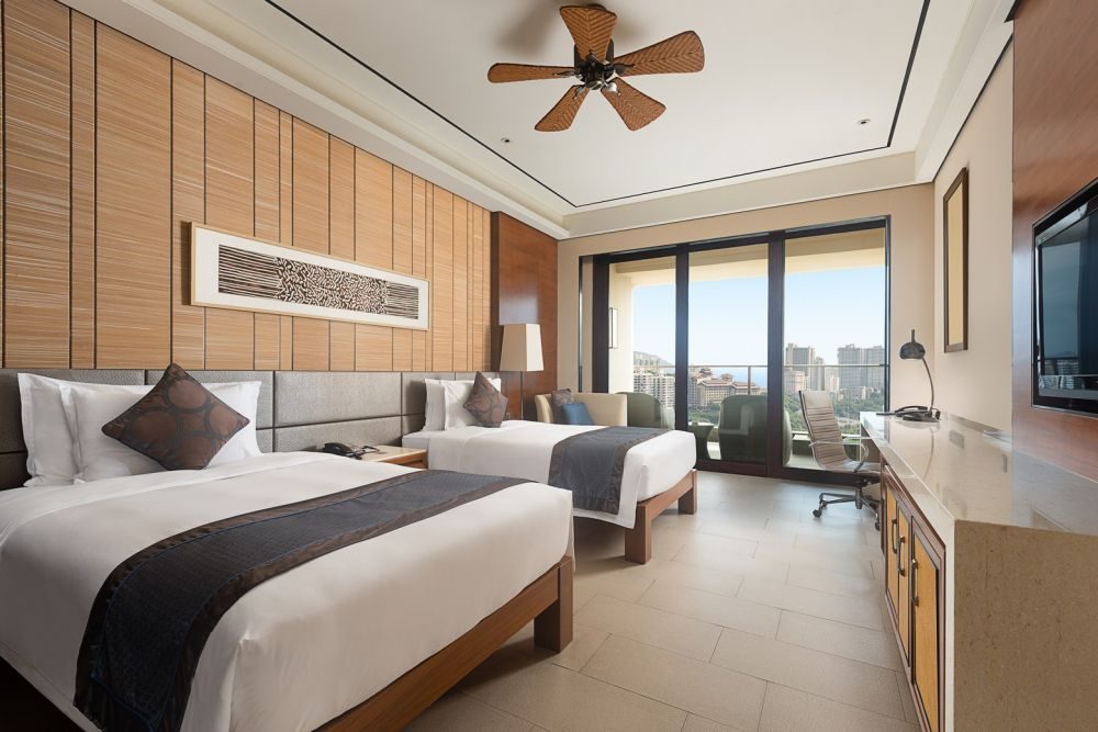 Crowne Plaza Sanya City Center