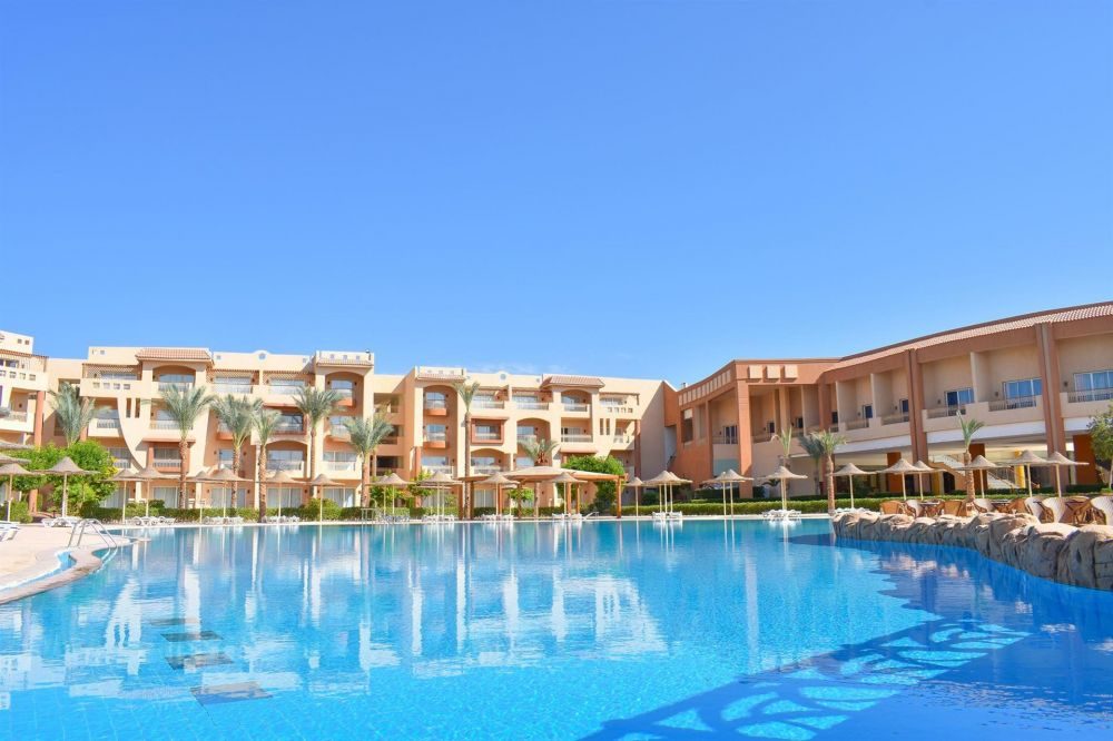 Parrotel Lagoon Resort