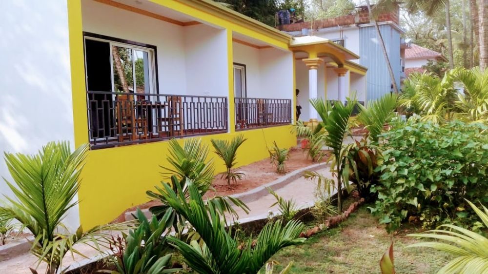 Lavish Exotic Hotel And Apartment