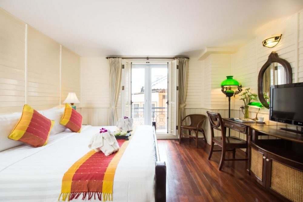 BUDDY LODGE HOTEL