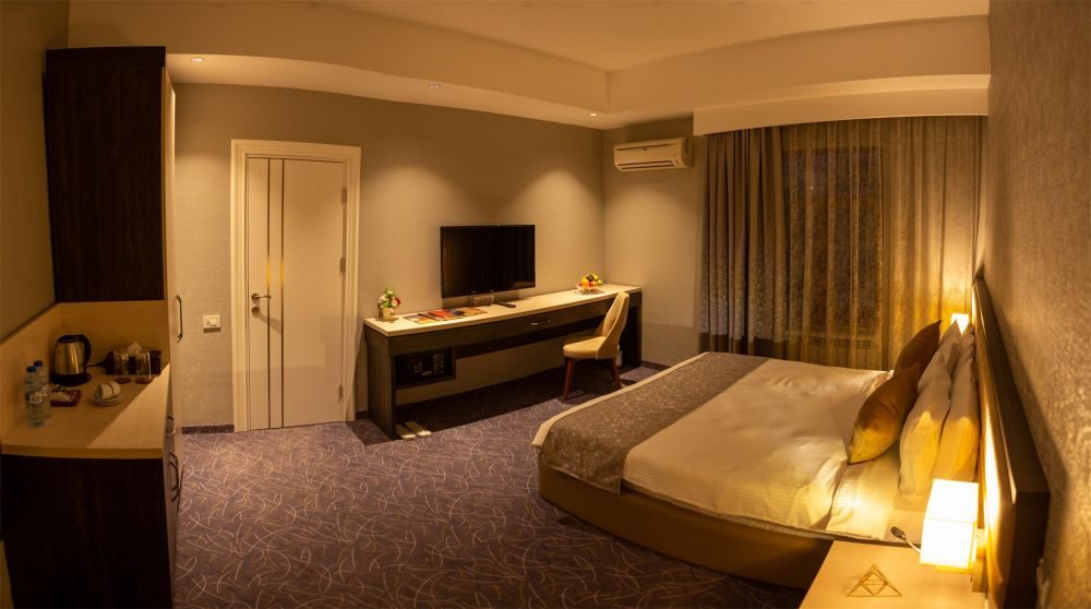 Parkway Inn