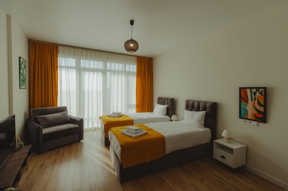 WHITE SAILS RESIDENCE