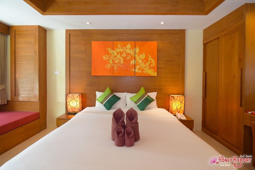 HONEY RESORT