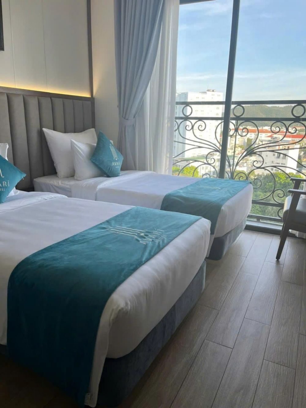 Avari Hotel