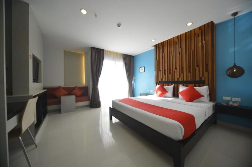 I DEE HOTEL PATONG