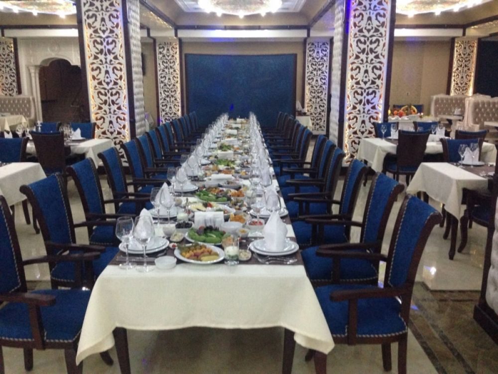Emerald Hotel