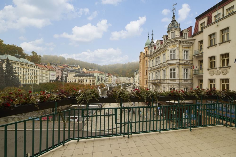 Atlantic palace