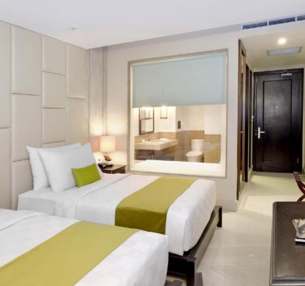 Jambuluwuk Oceano Seminyak Bali