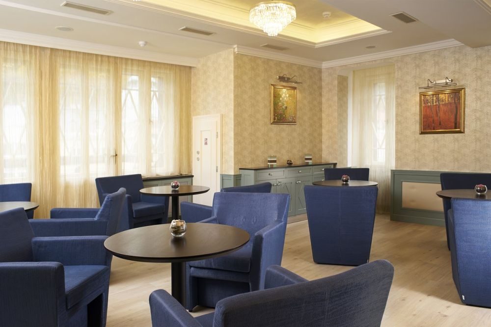 Atlantic palace