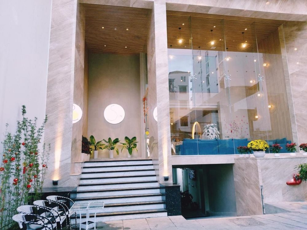 Sun Kiss Hotel