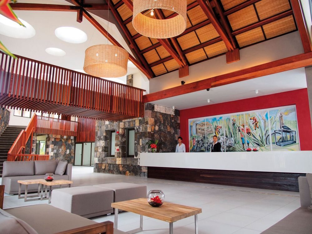 CRYSTALS Beach Resort Belle Mare BY RADISSON (ex. Maritim Crystals Beach Hotel)