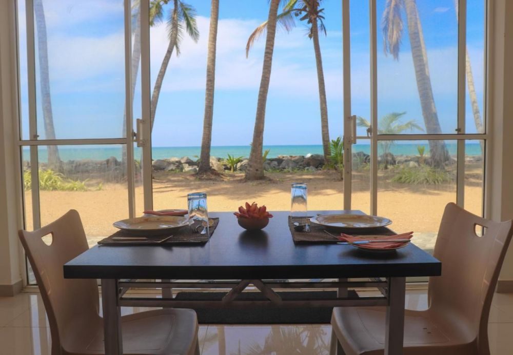 Oreo Beach Hotel