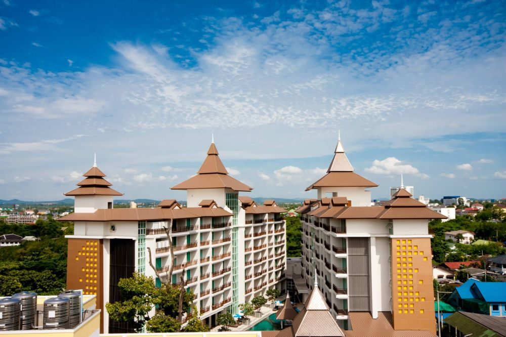 Crystal Palace Pattaya