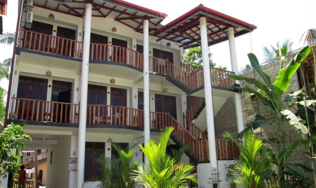 Фото отеля Tropicana Guesthouse Unawatuna