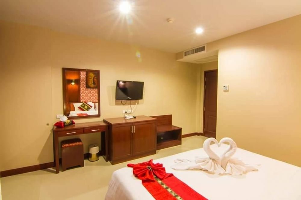 PATONG HEMINGWAYS HOTEL