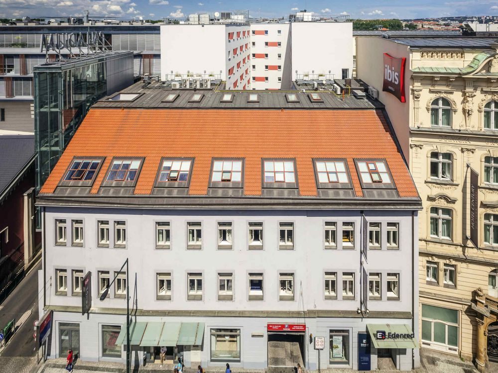 Фото отеля Ibis Praha Old Town