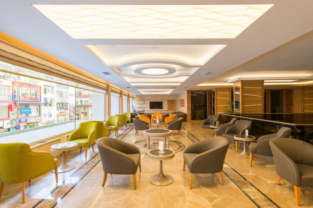 PRESTIGE HOTEL