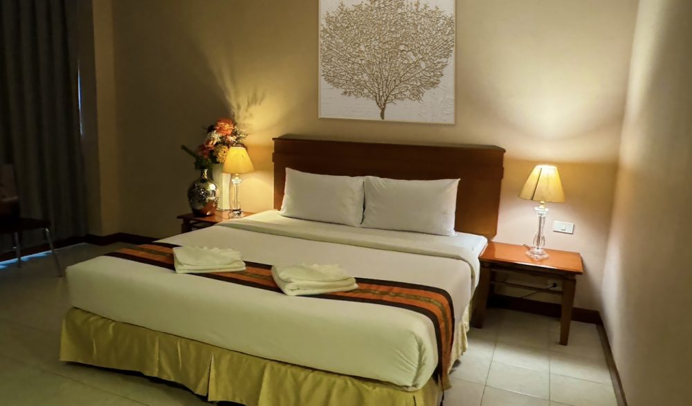 Crown Pattaya Beach Hotel