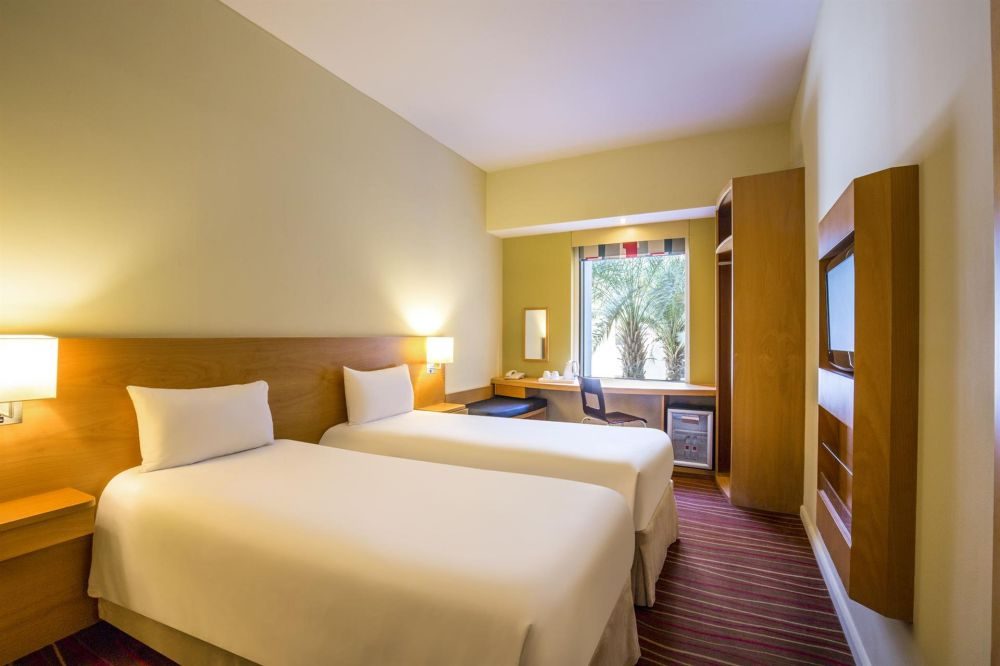 Ibis Mall Avenue Dubai Hotel (ex. Ibis Mall of the Emirates)