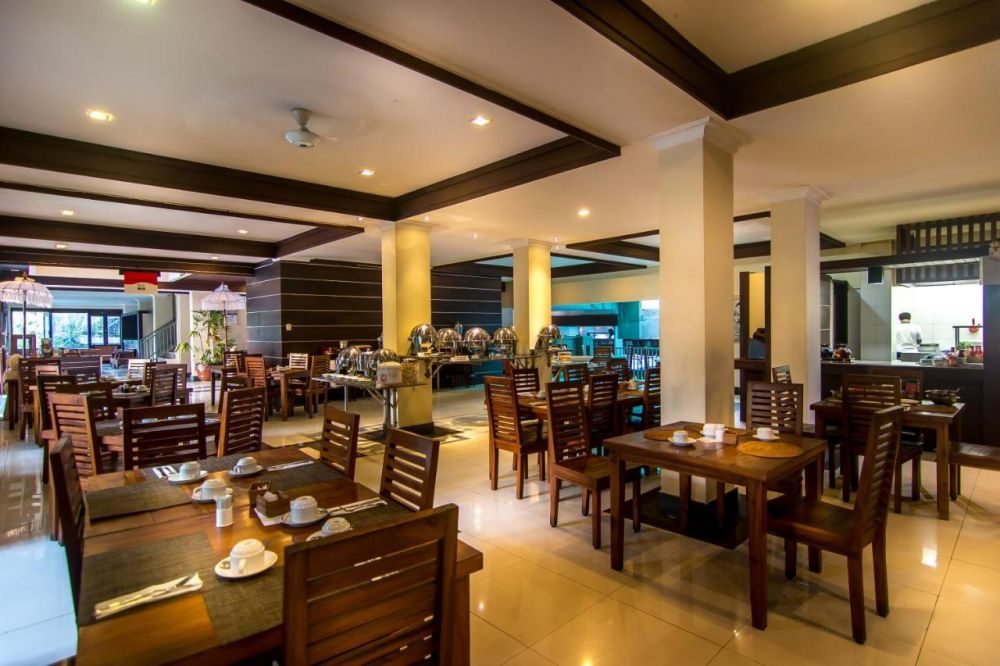 Champlung Mas Hotel