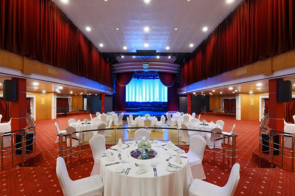 Queen Elizabeth 2 Hotel